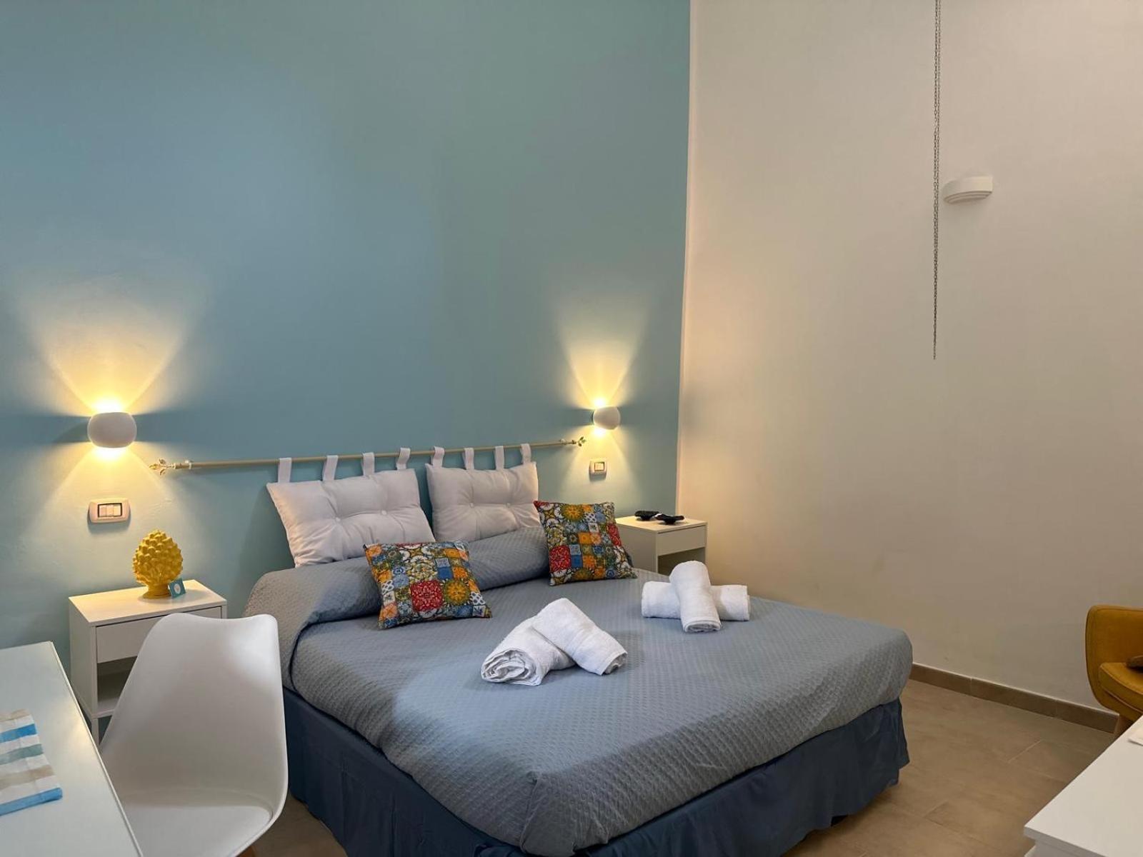 Madre Terra Apartment & Rooms Terrasini Buitenkant foto