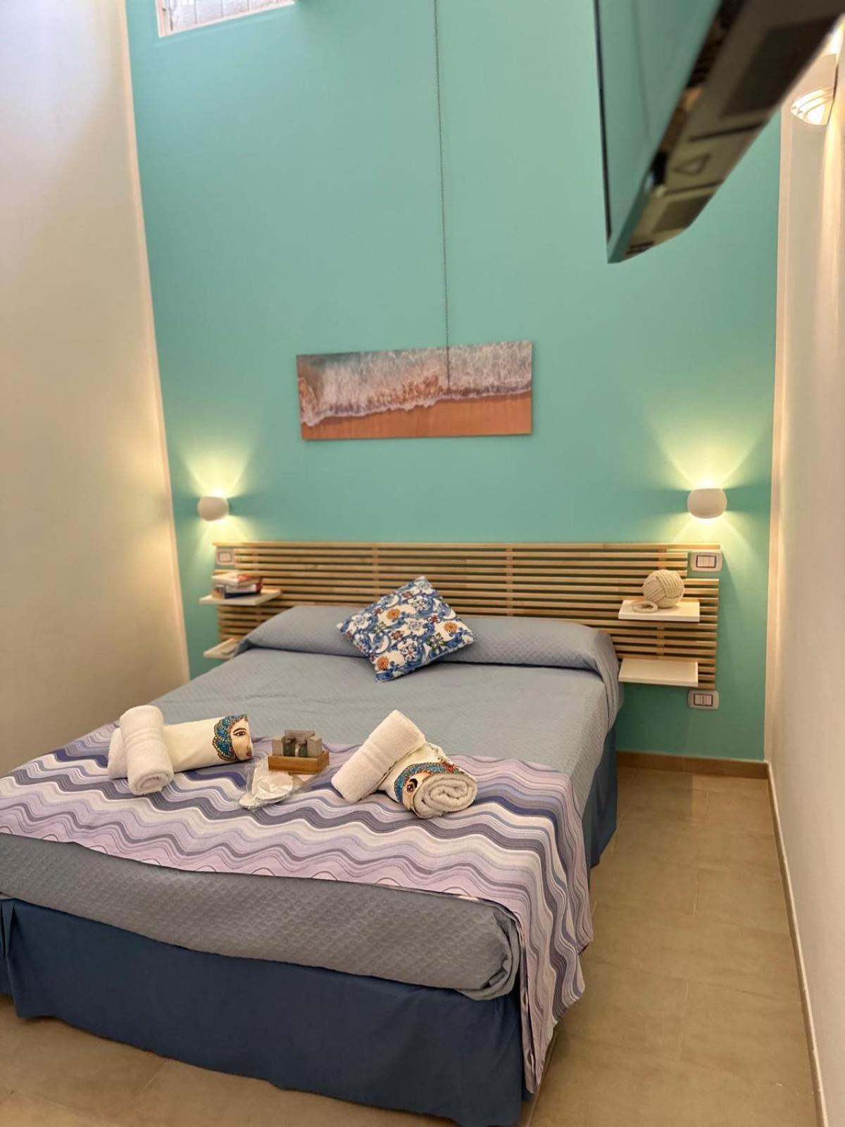 Madre Terra Apartment & Rooms Terrasini Buitenkant foto