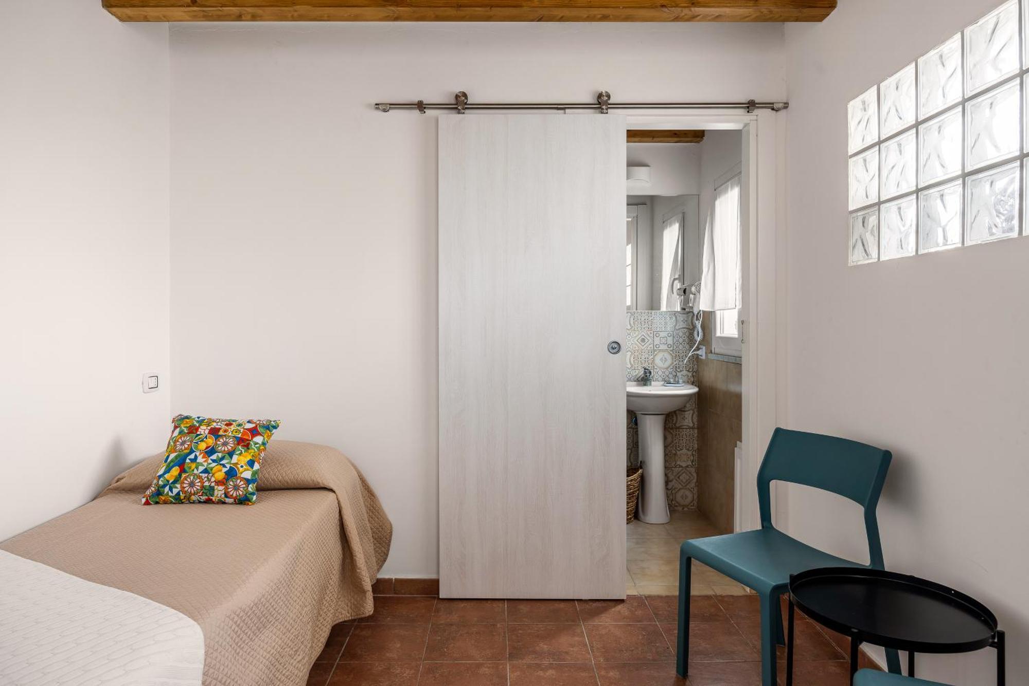 Madre Terra Apartment & Rooms Terrasini Buitenkant foto