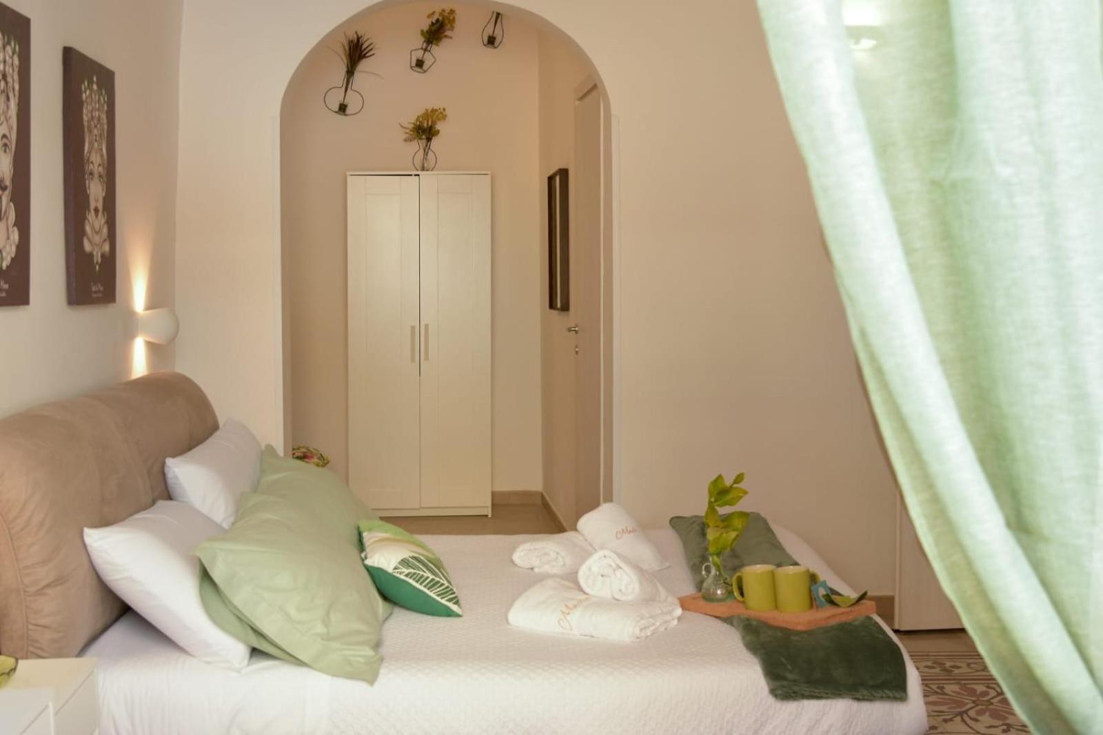 Madre Terra Apartment & Rooms Terrasini Buitenkant foto